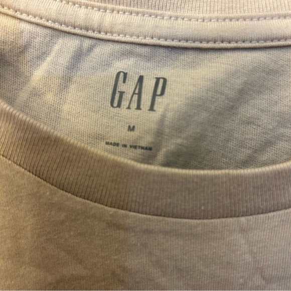 Gap Men’s Tee size medium new with tags Collective Black History Month - Picture 4 of 4